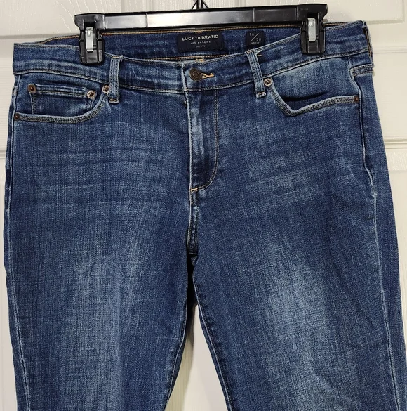 Lucky Brand Women's Straight Leg Sweet Jeans Size 10 - Picture 2 of 12